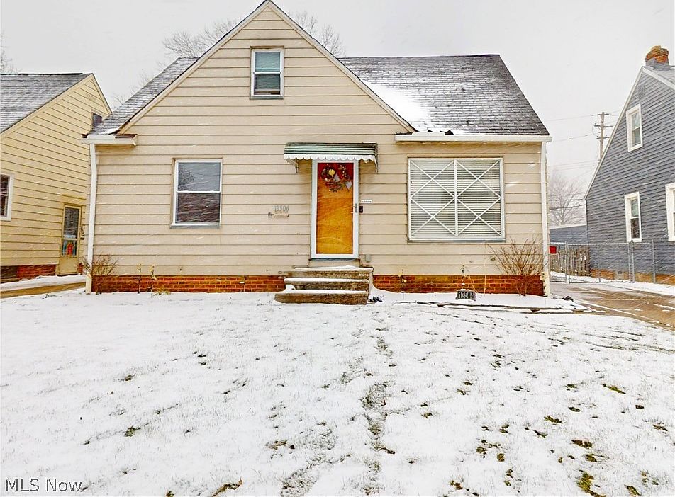 1st image of 13504 Maple Leaf Dr