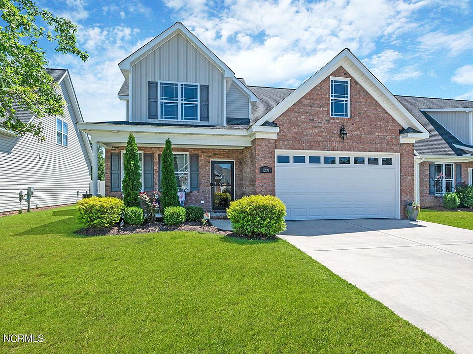 1st image of 1221 Brighton Drive
