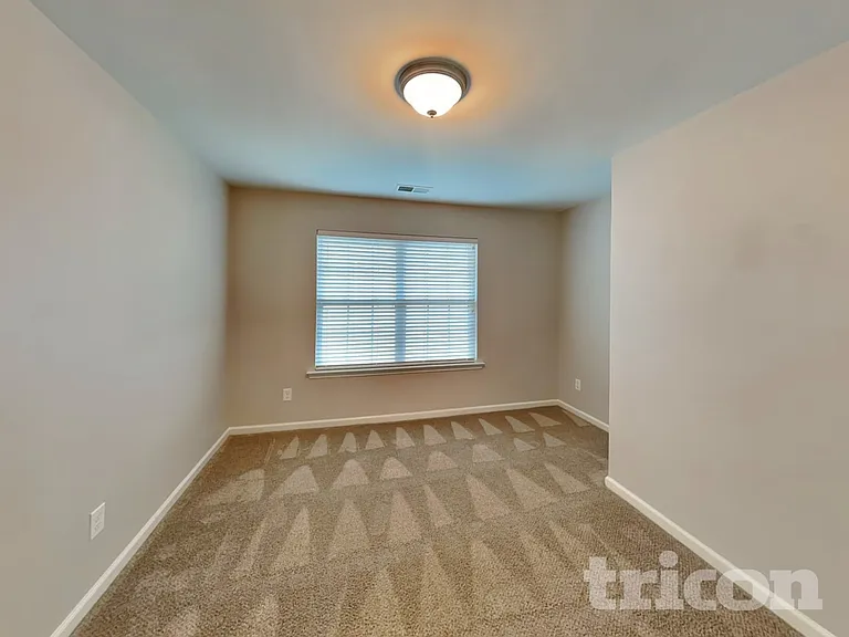 1028 Mountain Laurel Ct — Photo 15
