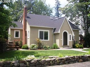 2088 Harris St, Eugene, OR 97405