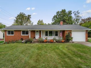 3890 W South Blvd, Rochester, MI 48309