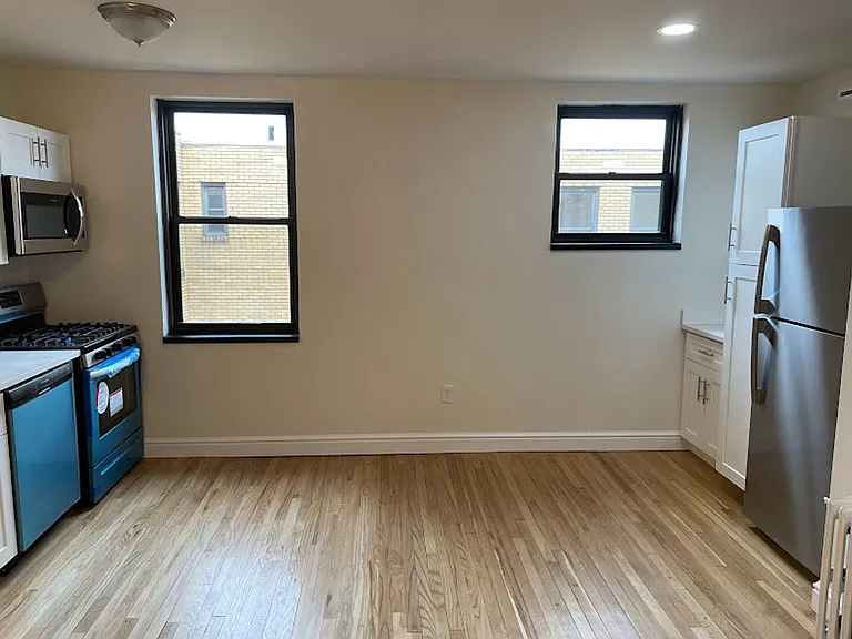 259 Shady Avenue — Photo 16
