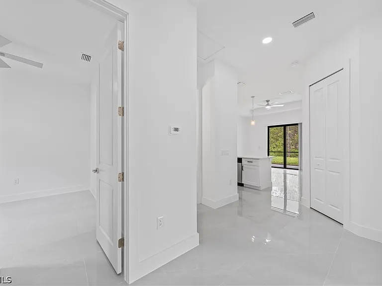 2218 Fairway Dr — Photo 5
