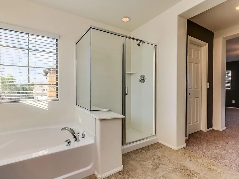 869 E Doral Ct — Photo 11