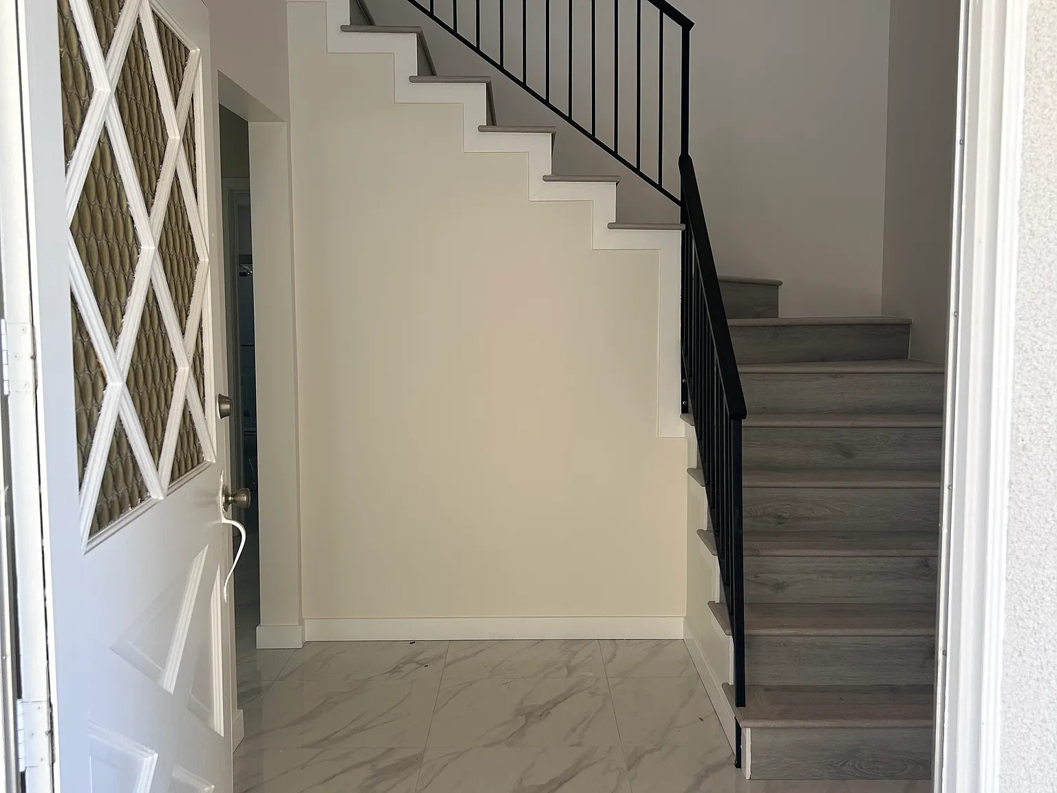 4 bed, $4,250 — Photo 3