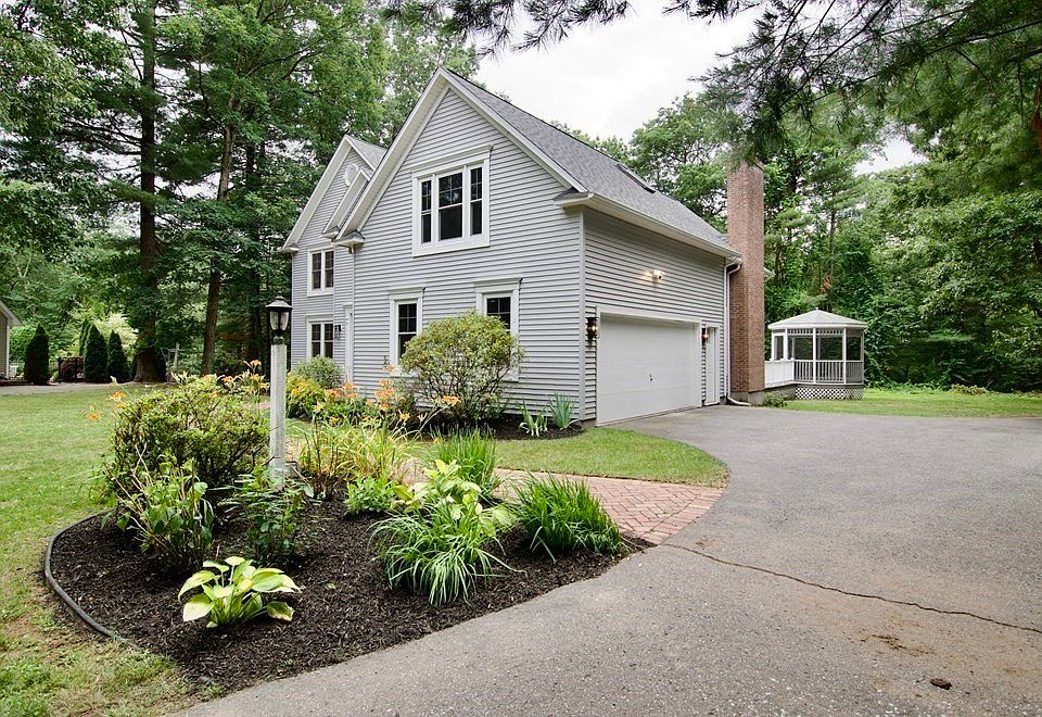 7 Surrey Ln, Wilbraham, MA 01095 Zillow
