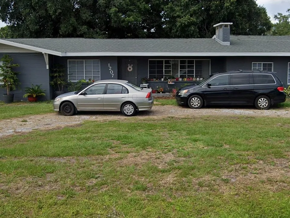 1207 39th Ave W #A