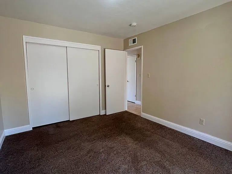 N Laurelglen Blvd 7612 — Photo 22