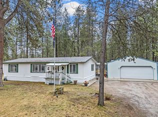4079 Bluebird Dr, Loon Lake, WA 99148