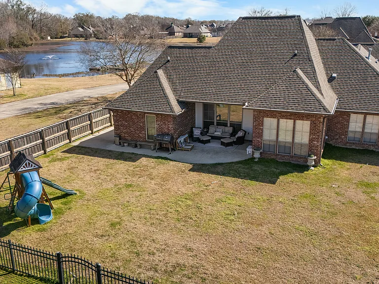 2099 Cypress Cove Ave — Photo 19