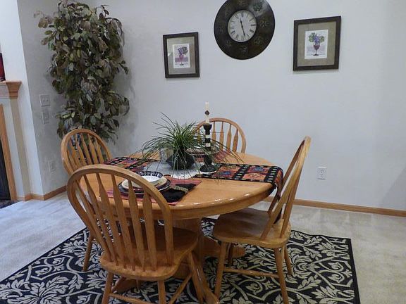 5th image of 11191 Aberdeen St NE Unit K