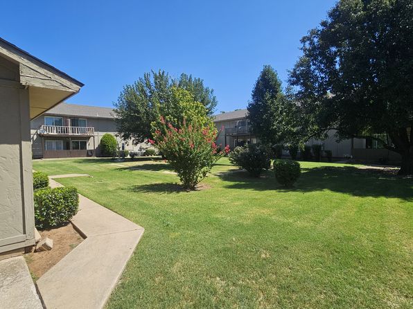 3033 N Grand Blvd APT 43