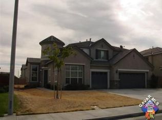 39430 Desert Lilly Ct, Palmdale, CA 93551