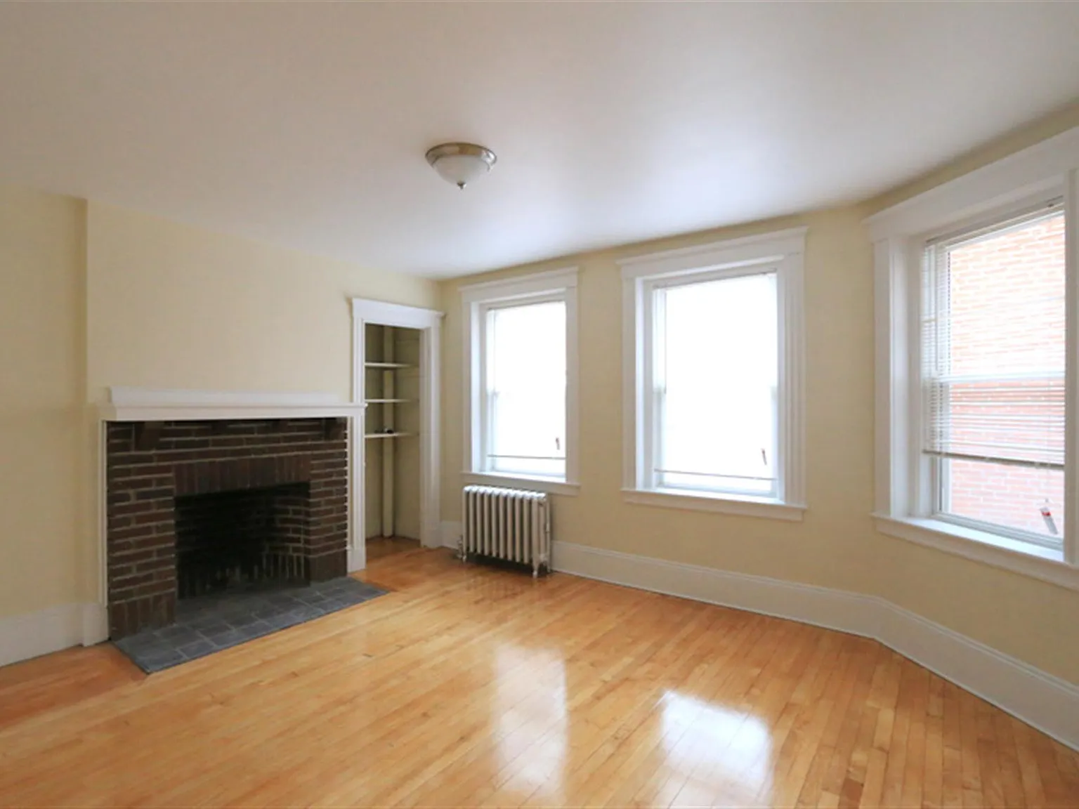 1 bed, $2,900 — Photo 3
