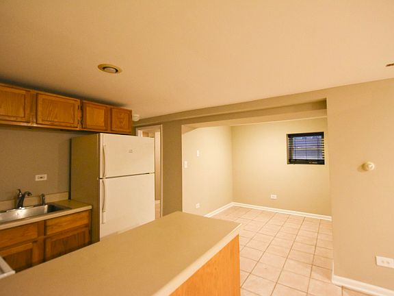 5th image of 2637 W Potomac Ave Unit G
