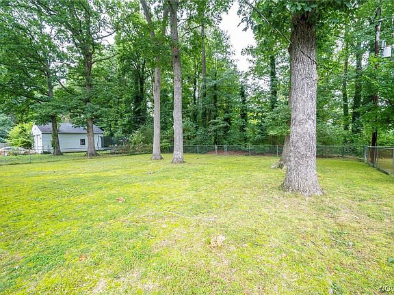 4th image of 6113 Daleshire Dr