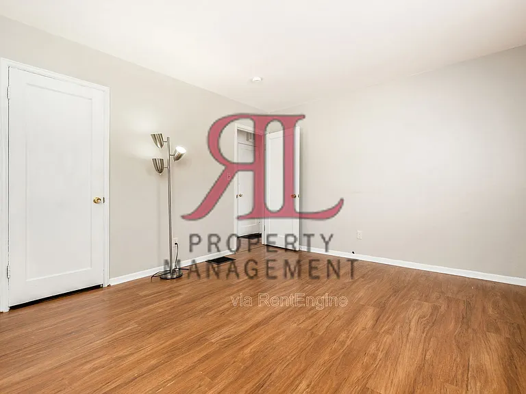 3400 Eisenhower Rd — Photo 15