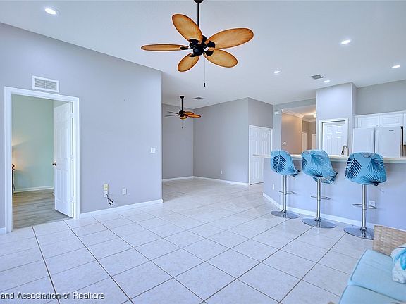 3rd image of 2825 Lake June Blvd