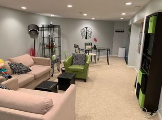 933 E Beardsley Ave #101, Elkhart, IN 46514