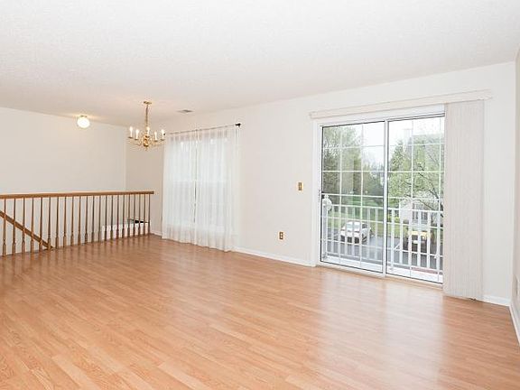 5th image of 3403 French Dr