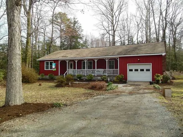 408 Link Rd, Yorktown, VA 23692