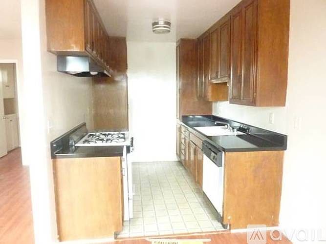 2nd image of 1415 S Saltair Ave APT 8