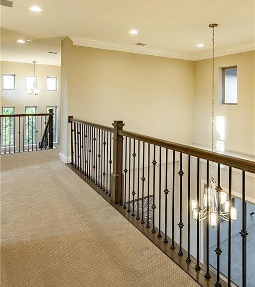 511 Woodside Ter — Photo 29