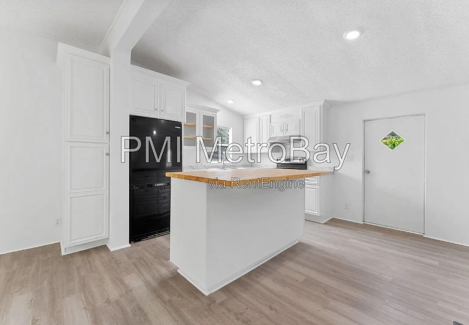 2 bed, 2.0 bath, 1056 sqft, $1,500 — Photo 4
