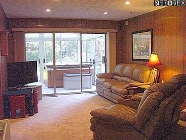 5th image of 43 S Tamarack Dr