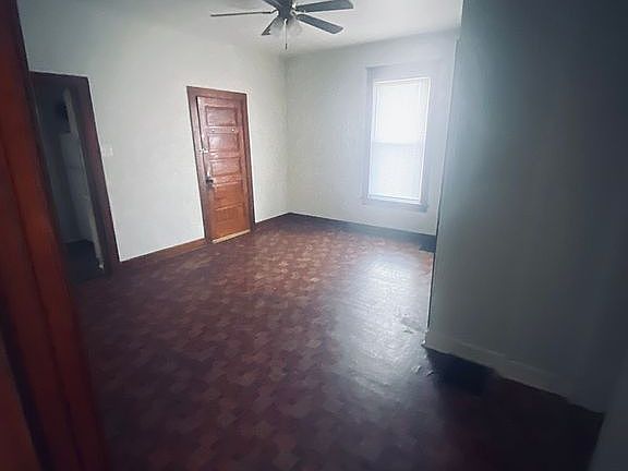 5th image of 2021 N Peoria Rd