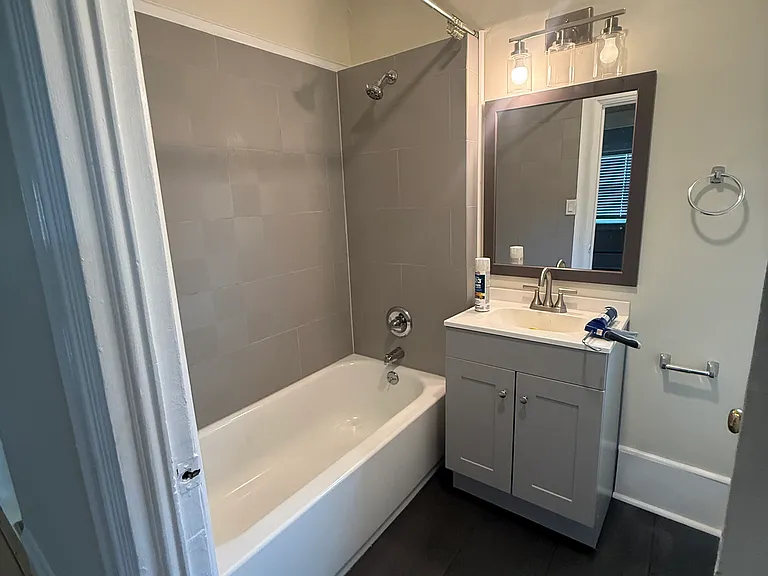 Upstairs Bathroom with tub and shower combo