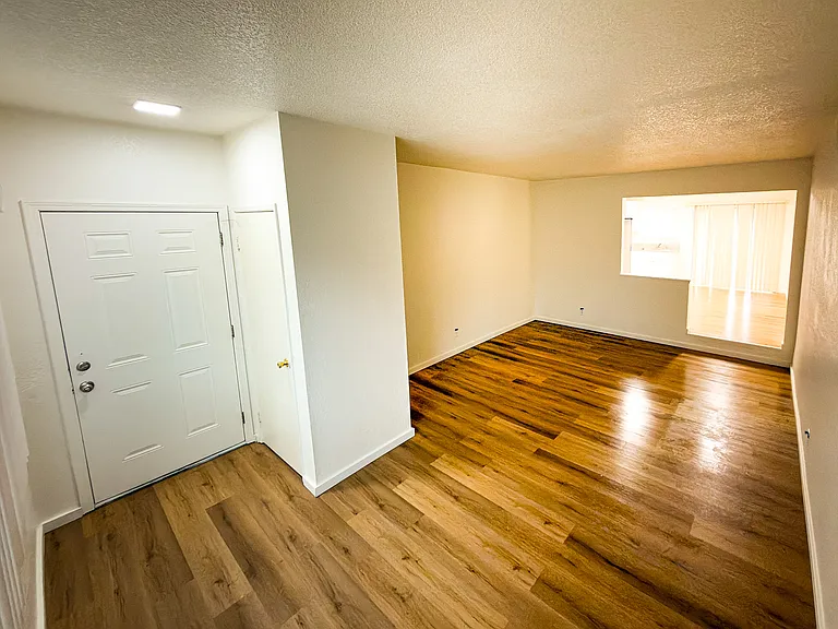 308 Montrose Dr #A — Photo 6