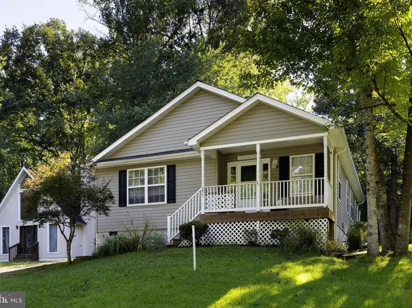297 Poplar Dr, Louisa, VA 23093