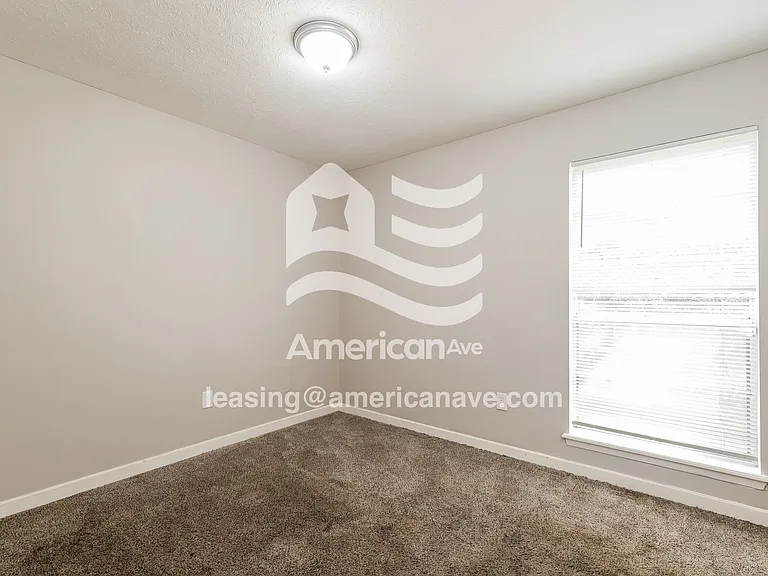 1704045_013_bedroom_13.jpg