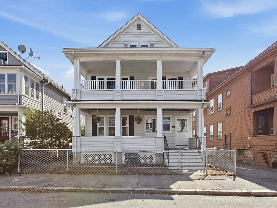 13-15 Carney St #2