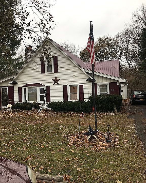 1st image of 210 Andrews St