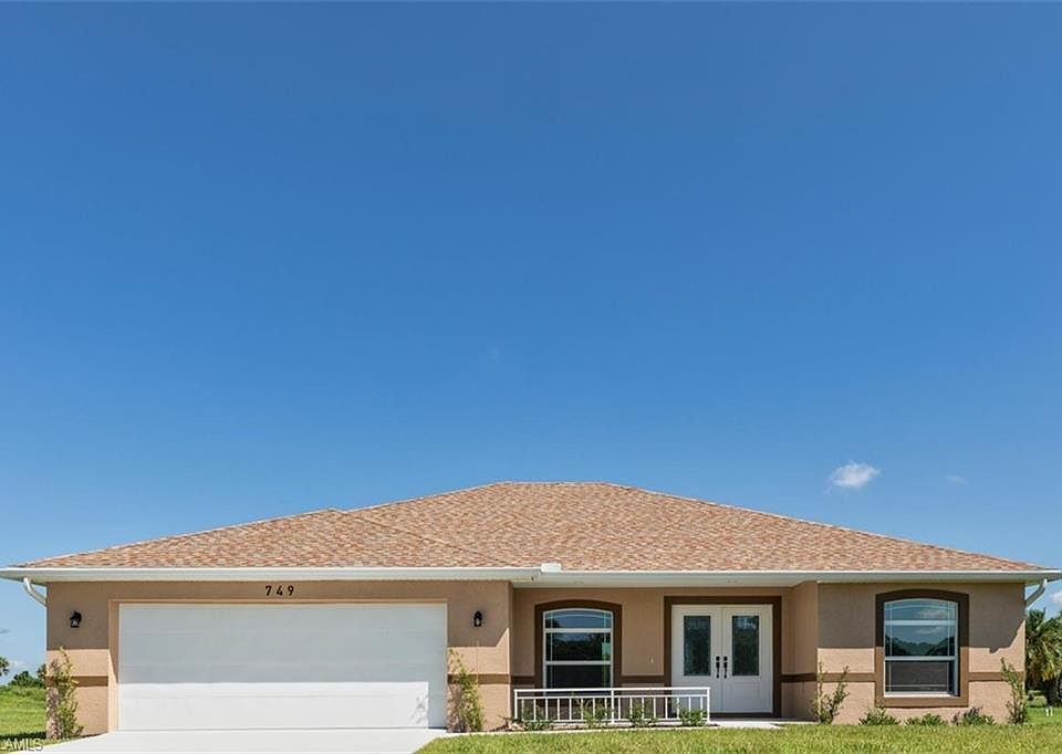 1st image of 749 Mirror Lakes Dr