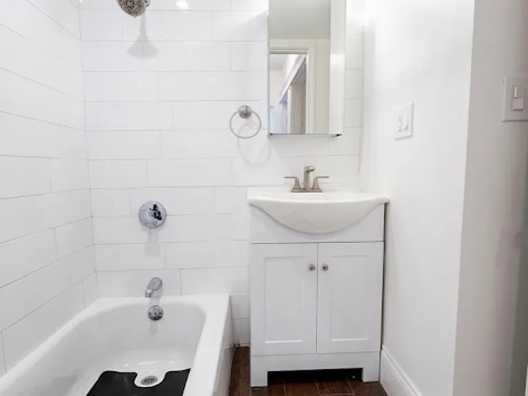 1080 Commonwealth Ave #10 — Photo 5