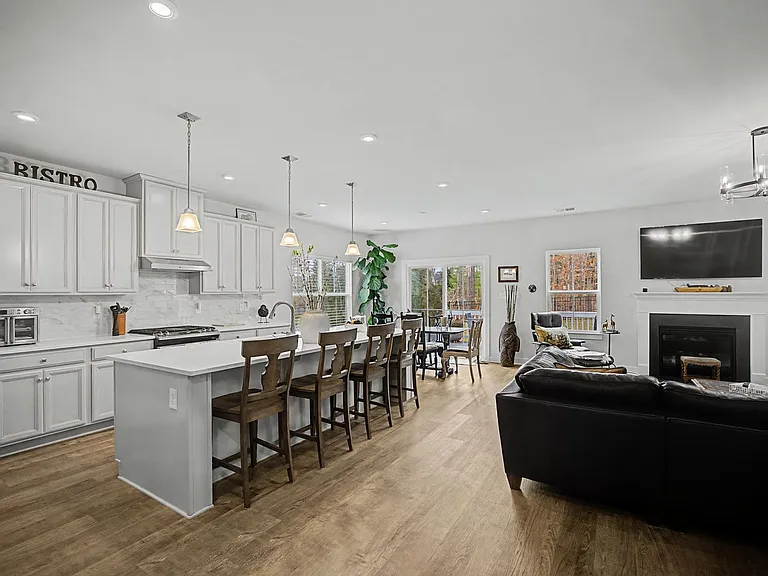 18307 Sagamore Dr — Photo 15