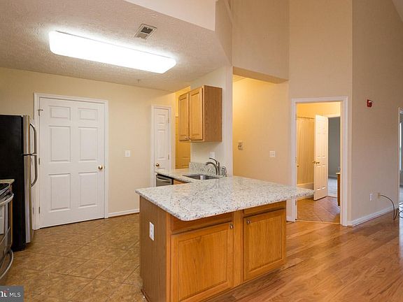 5th image of 2013 Warners Ter S Unit 345