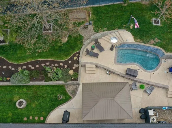 156 Tumbleweed Trl, Jacksonville, OR 97530