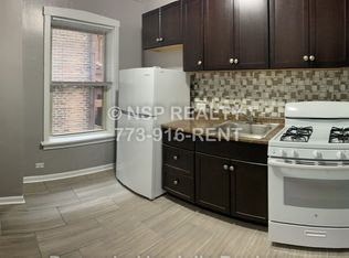 4027 W Melrose St #2E, Chicago, IL 60641