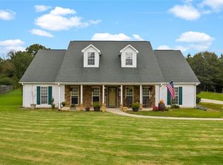 33 Apple Wood Ln, Taylorsville, GA 30178