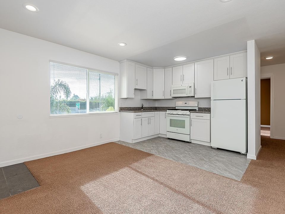 1st image of 365 W Weddell Dr APT B