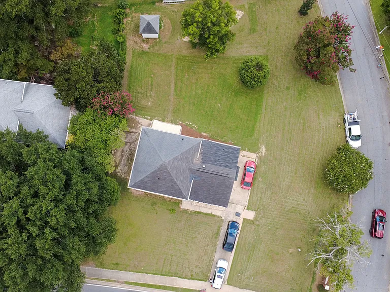 1295 Morrow Rd — Photo 36