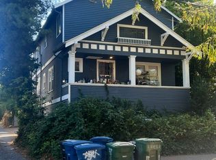 1207 NE 55th St #C, Seattle, WA 98105