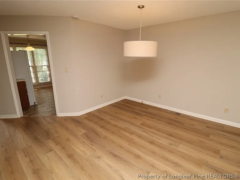 118 Planetree Ln — Photo 9