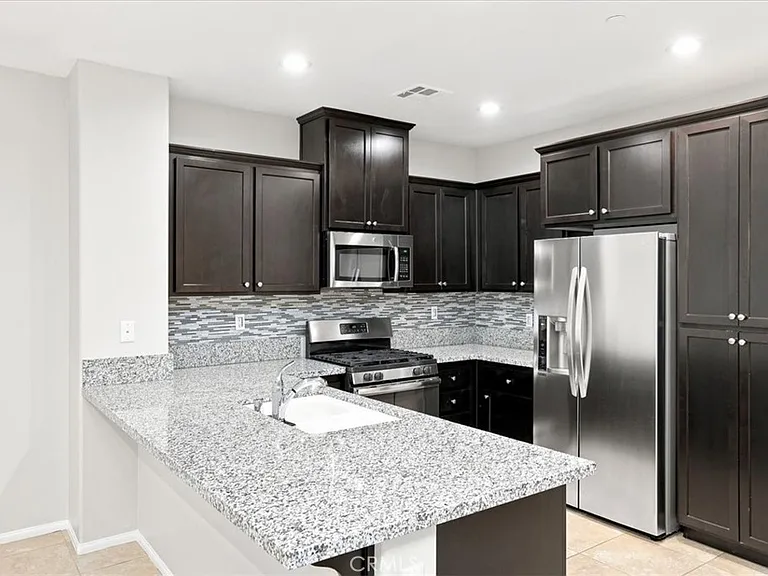 16001 Chase Rd — Photo 25