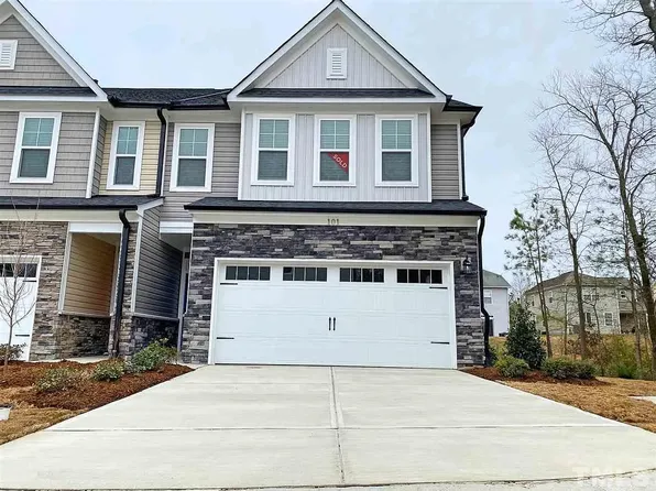 101 Hidden Run Ln #101, Holly Springs, NC 27540