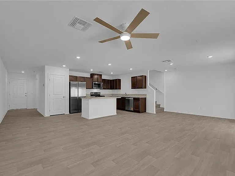 6086 Swift Lariat St — Photo 9